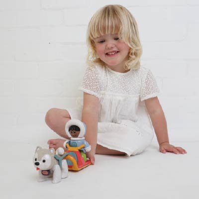 1_76054 First Friends Sledge Set_Lifestyle